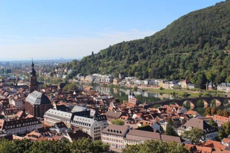 ハイデルベルク城から旧市街を見る